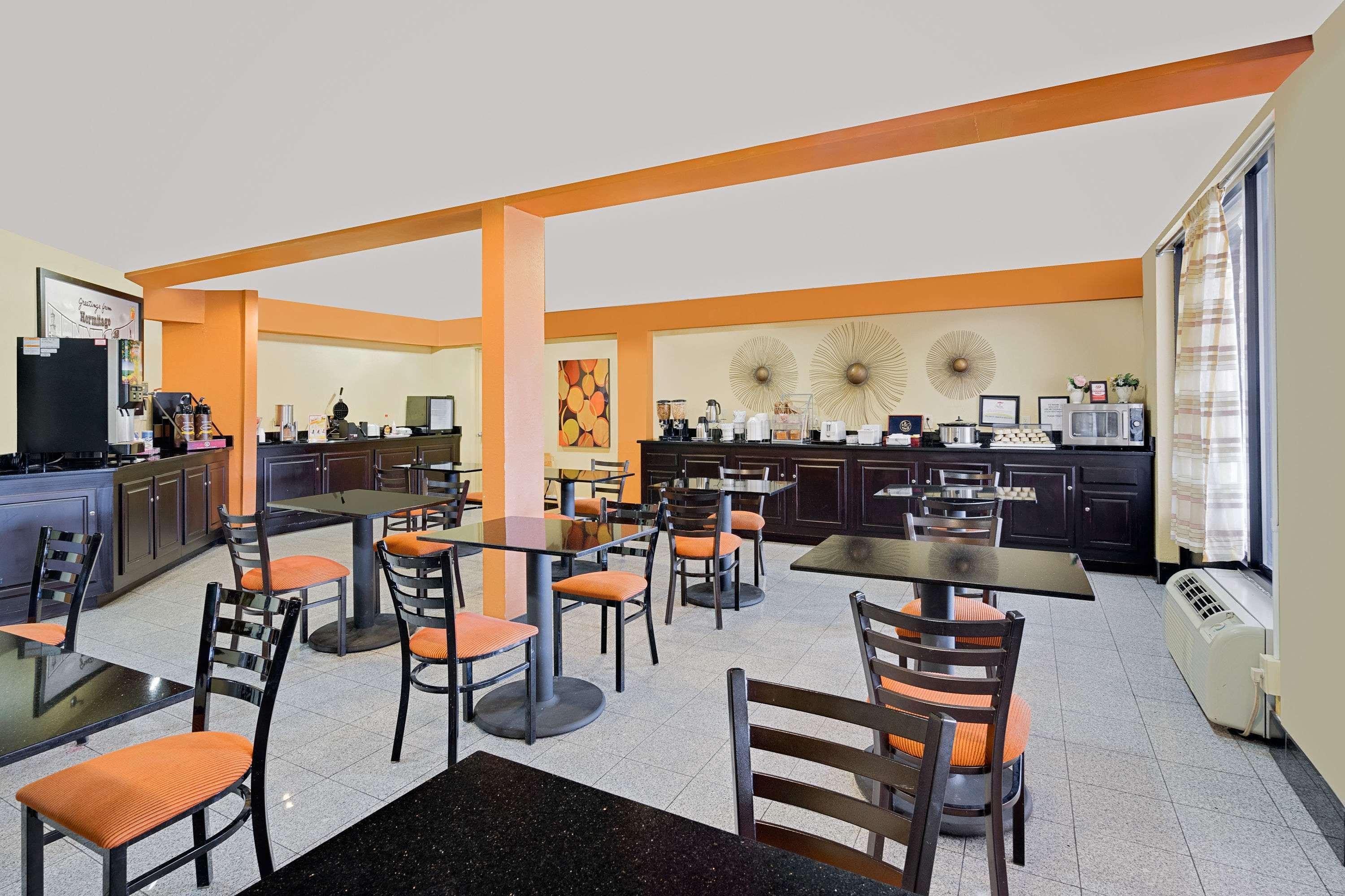 Super 8 By Wyndham Hermitage Nashville Exterior photo